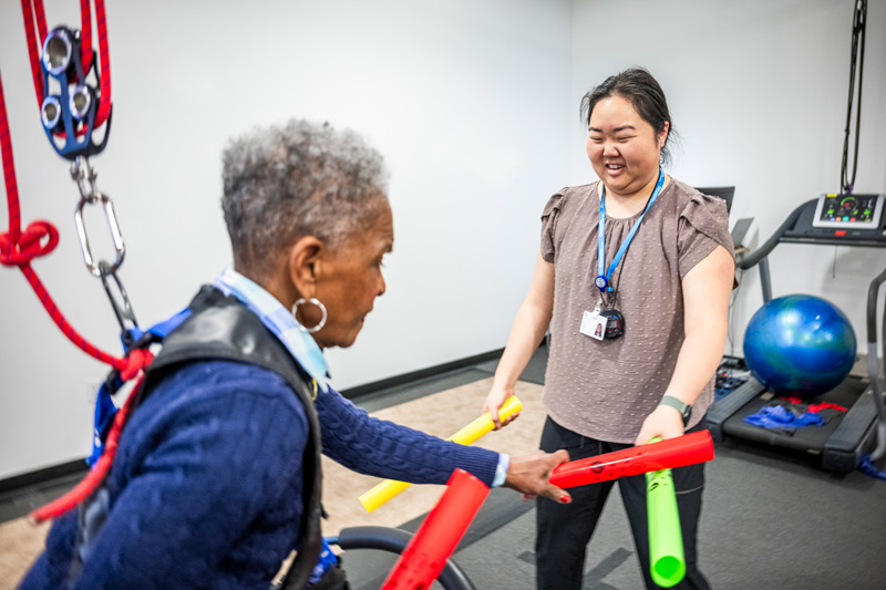 کاردرمانی چیست ؟ معرفی انواع مختلف آن (کاردرمانی ذهنی و جسمی ) + میزان تاثیرگذاری آنها 